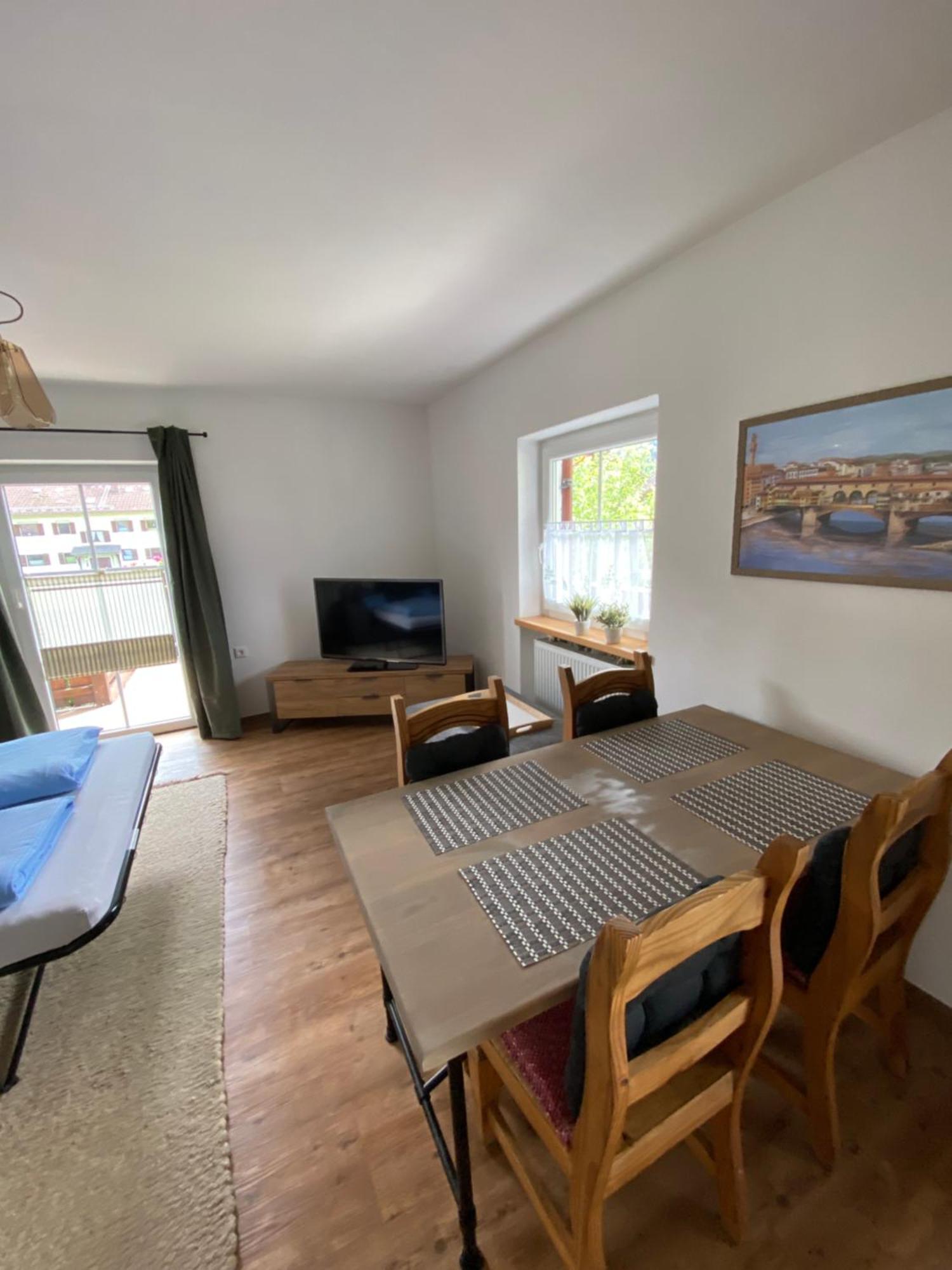 Ferienwohnung Im Herzen Von Garmisch Екстериор снимка